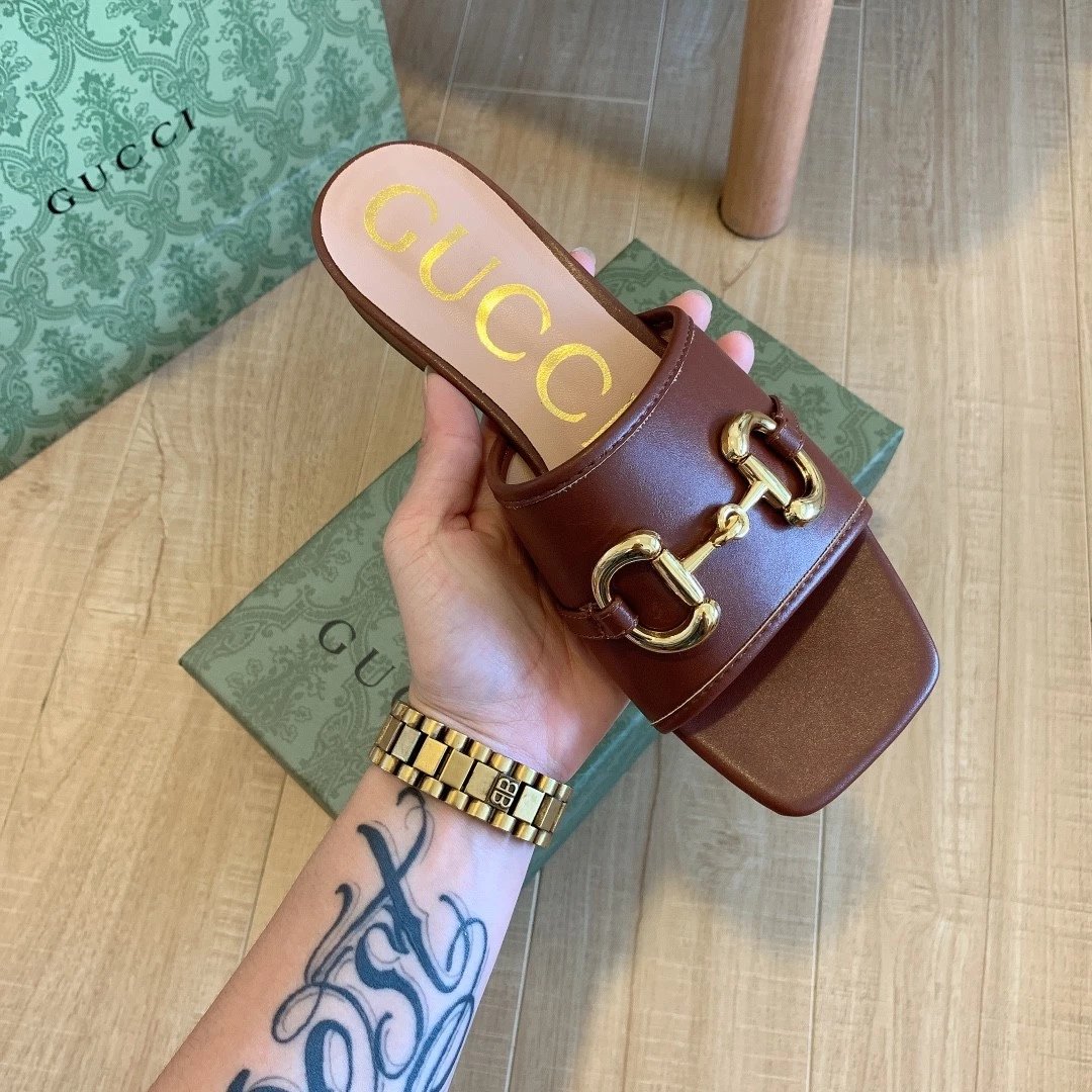 Gucci Horsebit Leather Square Toe Slides