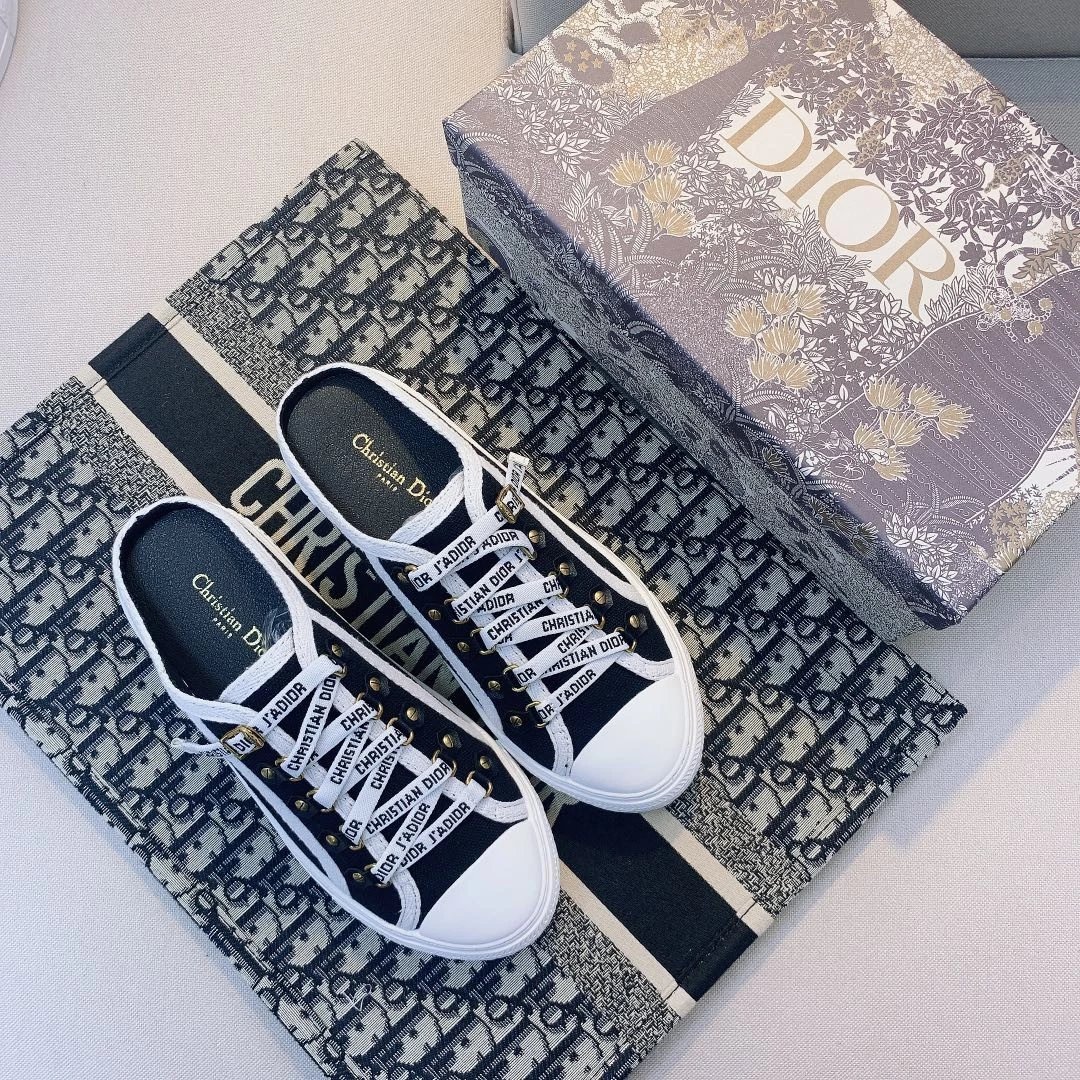 Dior Walk'n'Dior Embroidered Canvas Sneakers