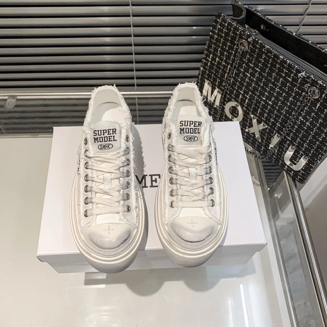 SMFK Garden Distressed Sneakers