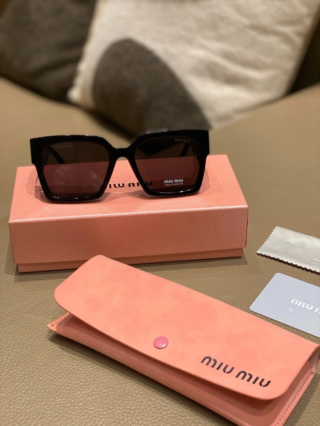 Retro Cat Eye Sunglasses