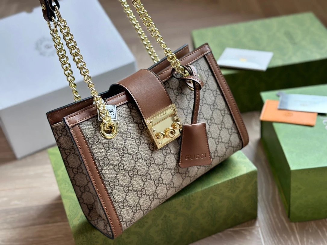 Gucci Padlock Chain Shoulder Bag