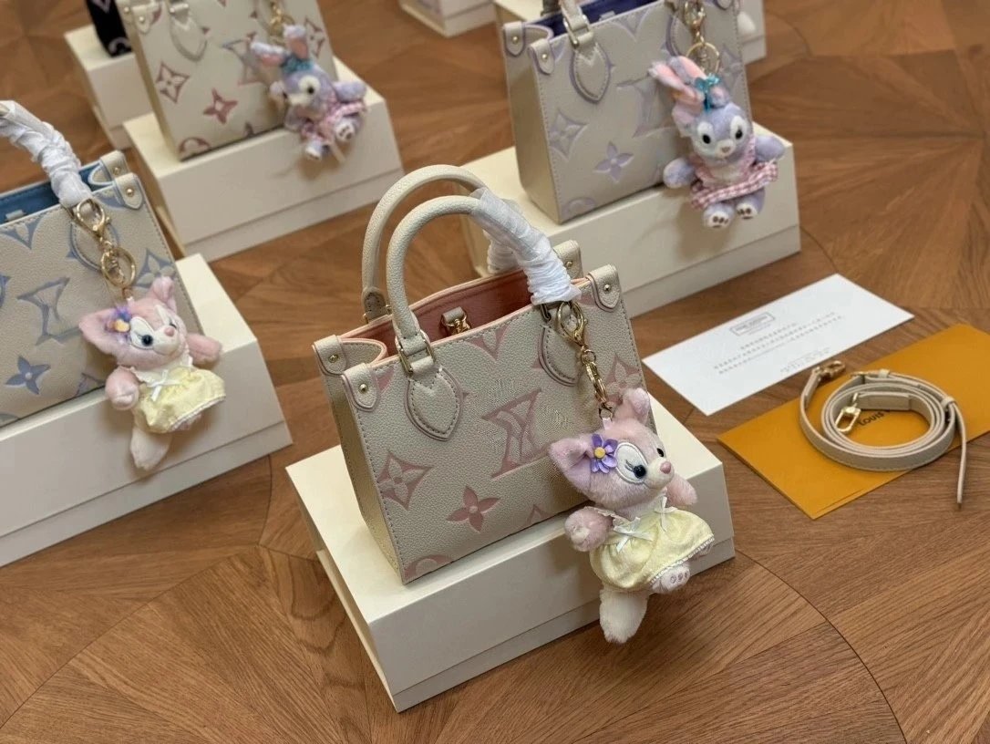 Louis Vuitton Mini OnTheGo Tote Bag