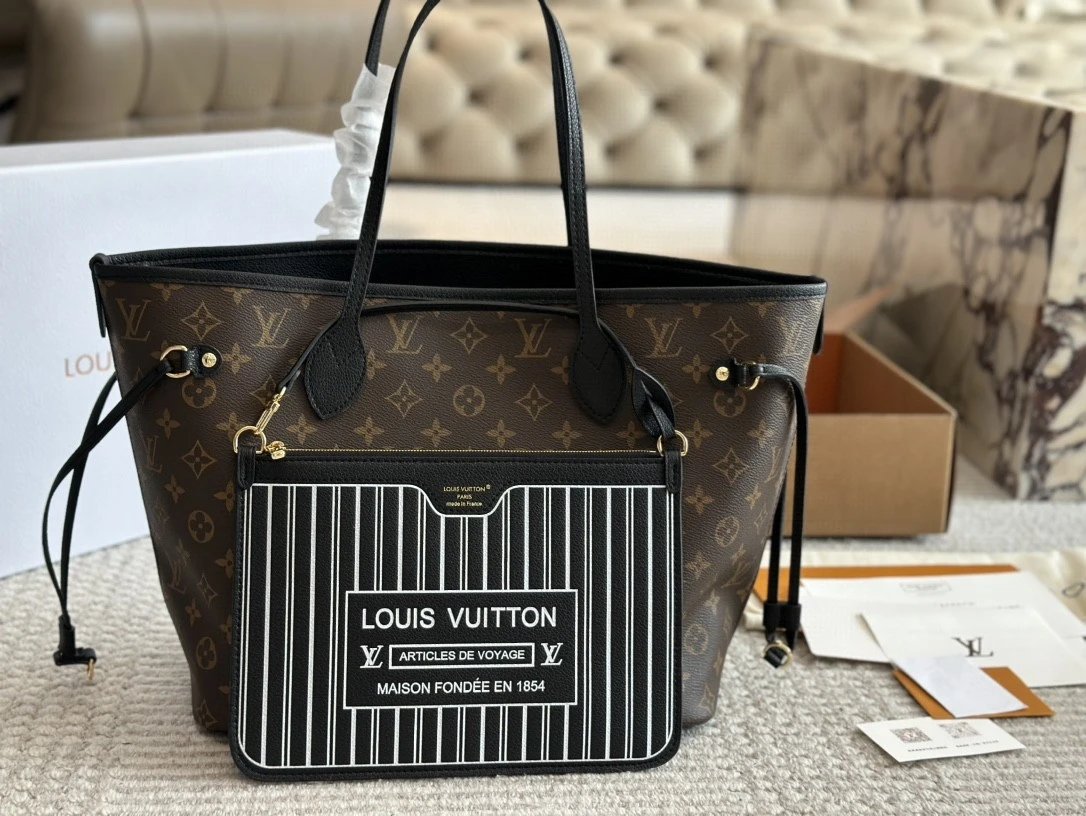 Louis Vuitton Neverfull MM Reversible Tote Bag