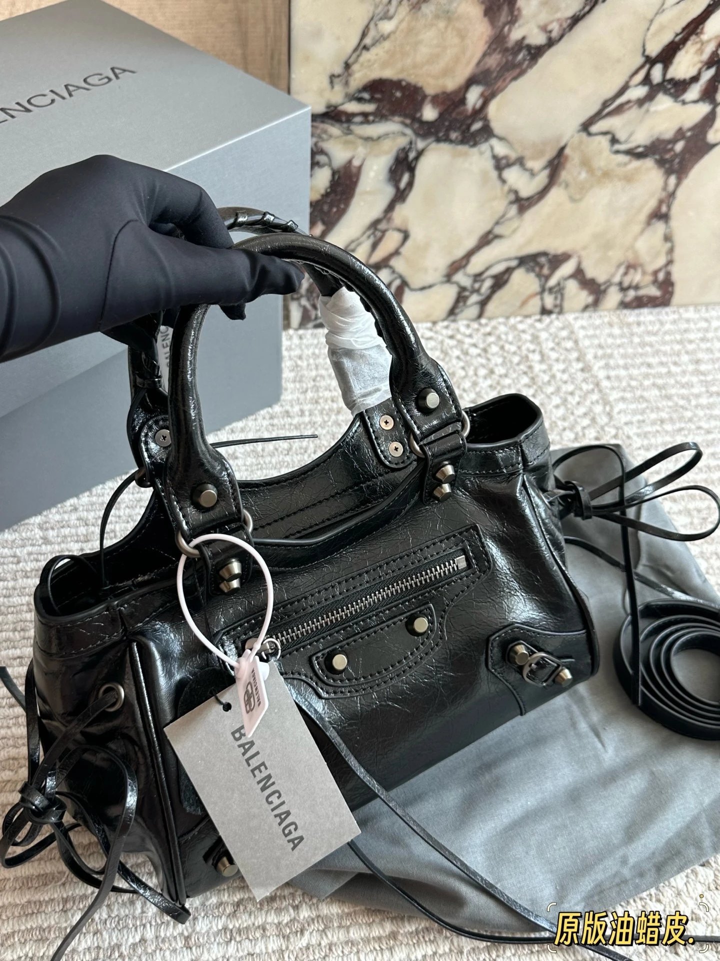 City Storico Waxed Leather Bowling Bag