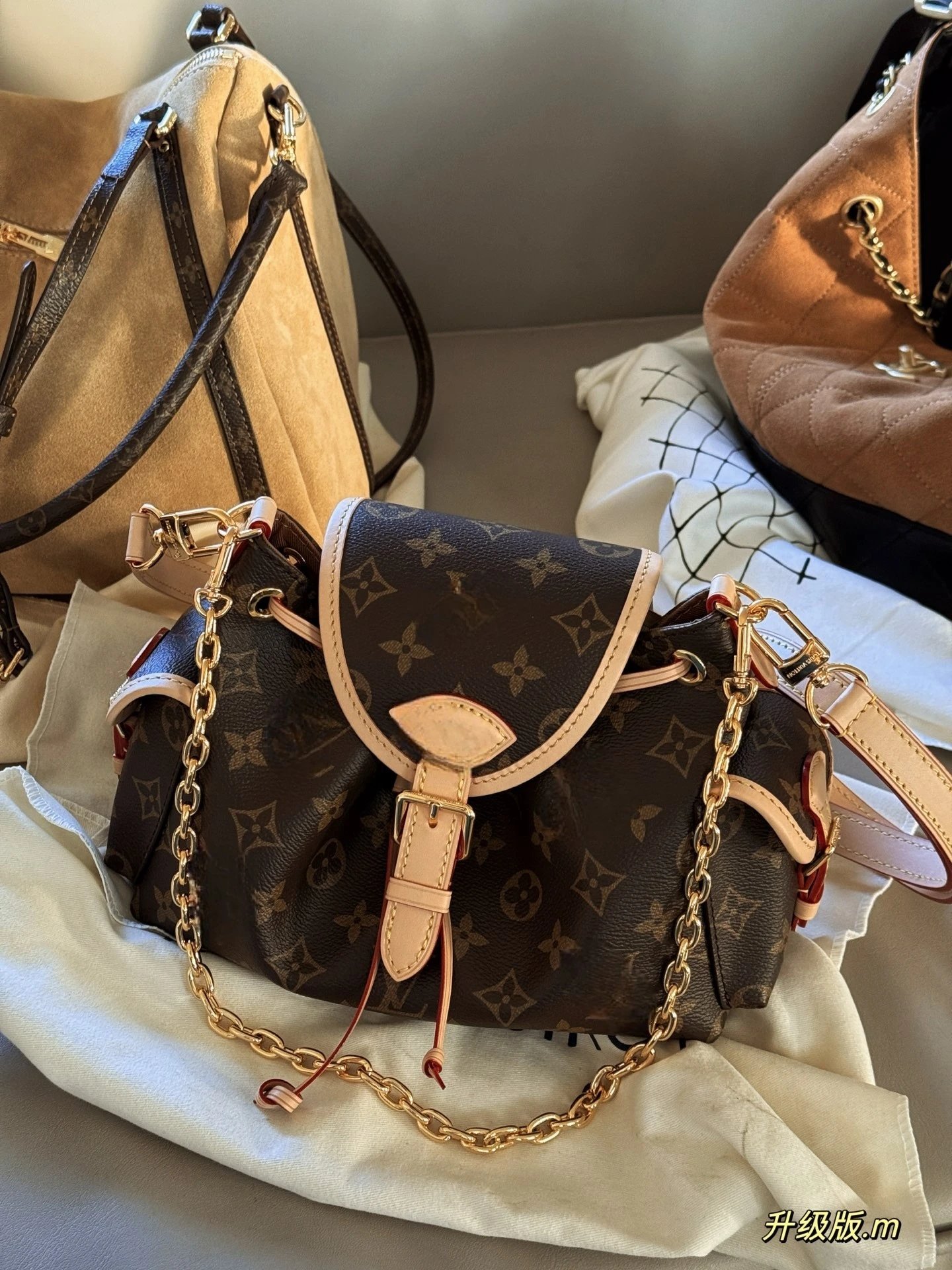 Louis Vuitton Odyssee Small Monogram Messenger Bag