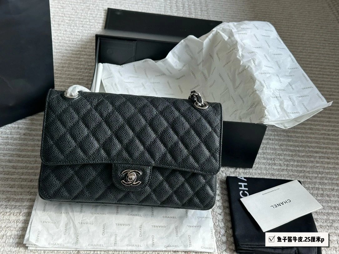 Chanel Classic Flap 25 Caviar Chain Bag