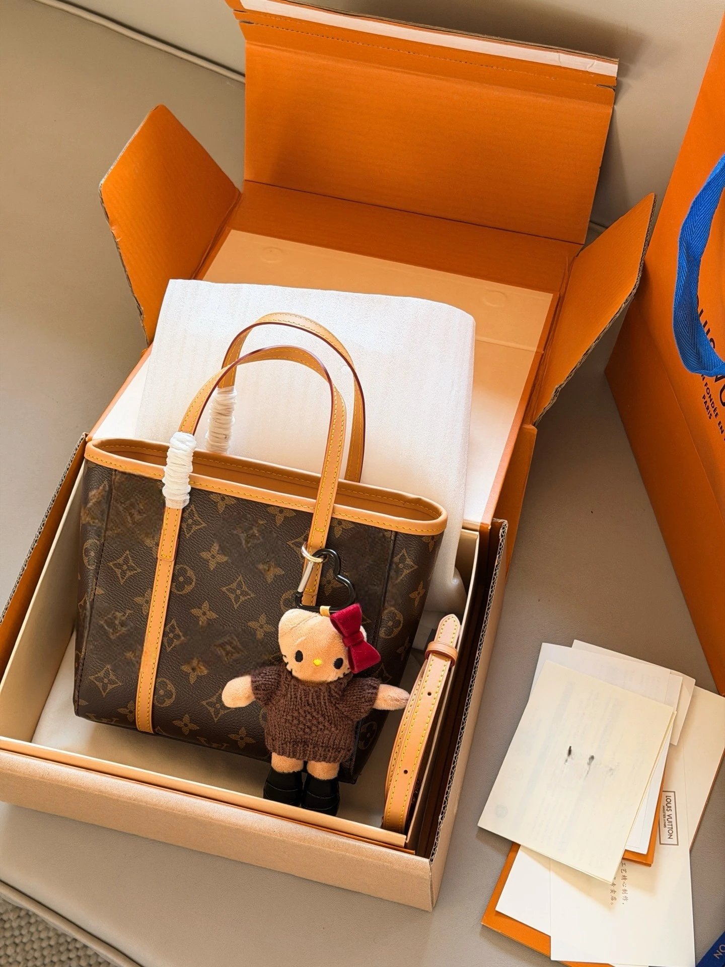 Louis Vuitton Monogram Tote Bag