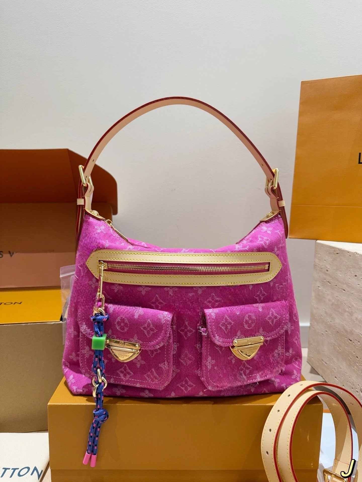 Louis Vuitton Denim Baggy Pink Shoulder Bag
