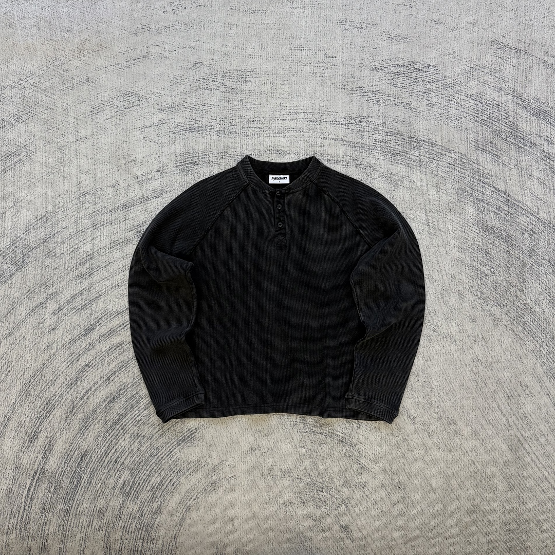 Firemade henley black (inspired by Cole Henry)