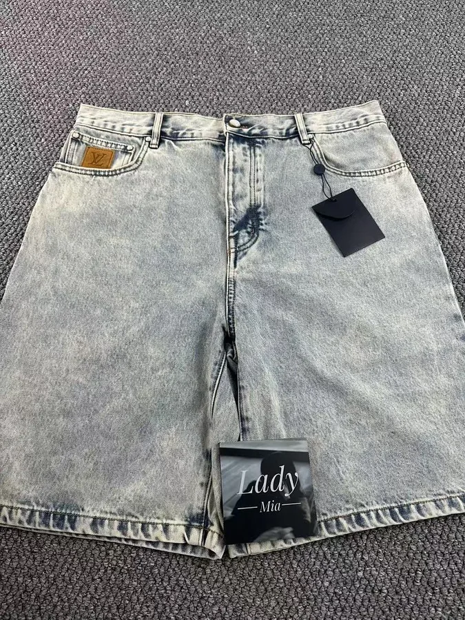QC1079
