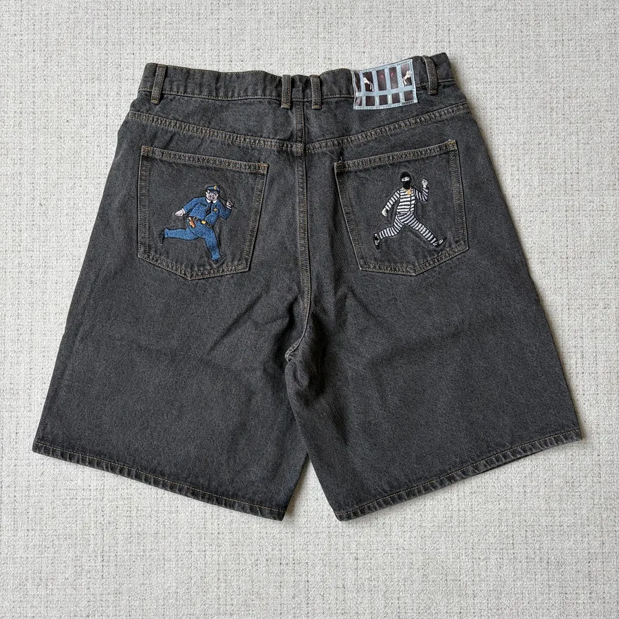 Poser jorts