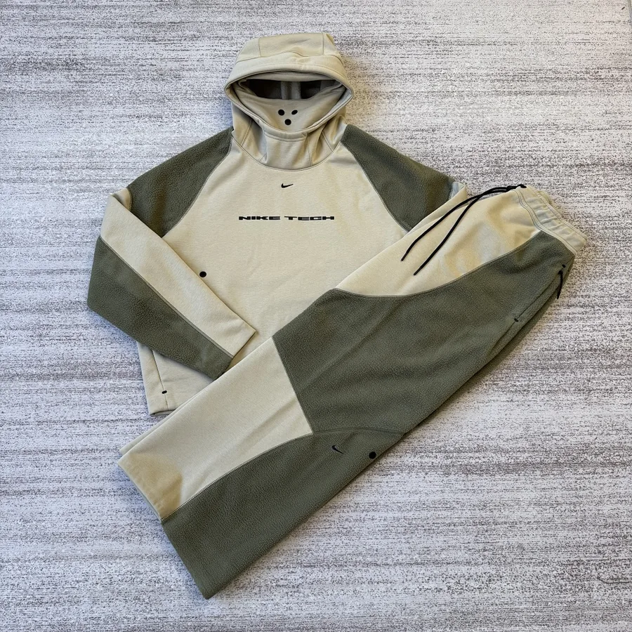 Nike Tech Fleece Tracksuit Desert