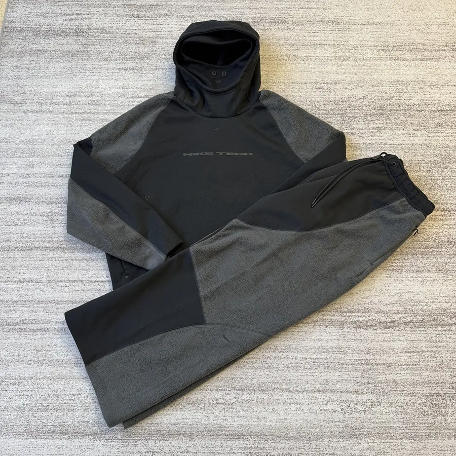 Nike Tech Fleece Tracksuit Black