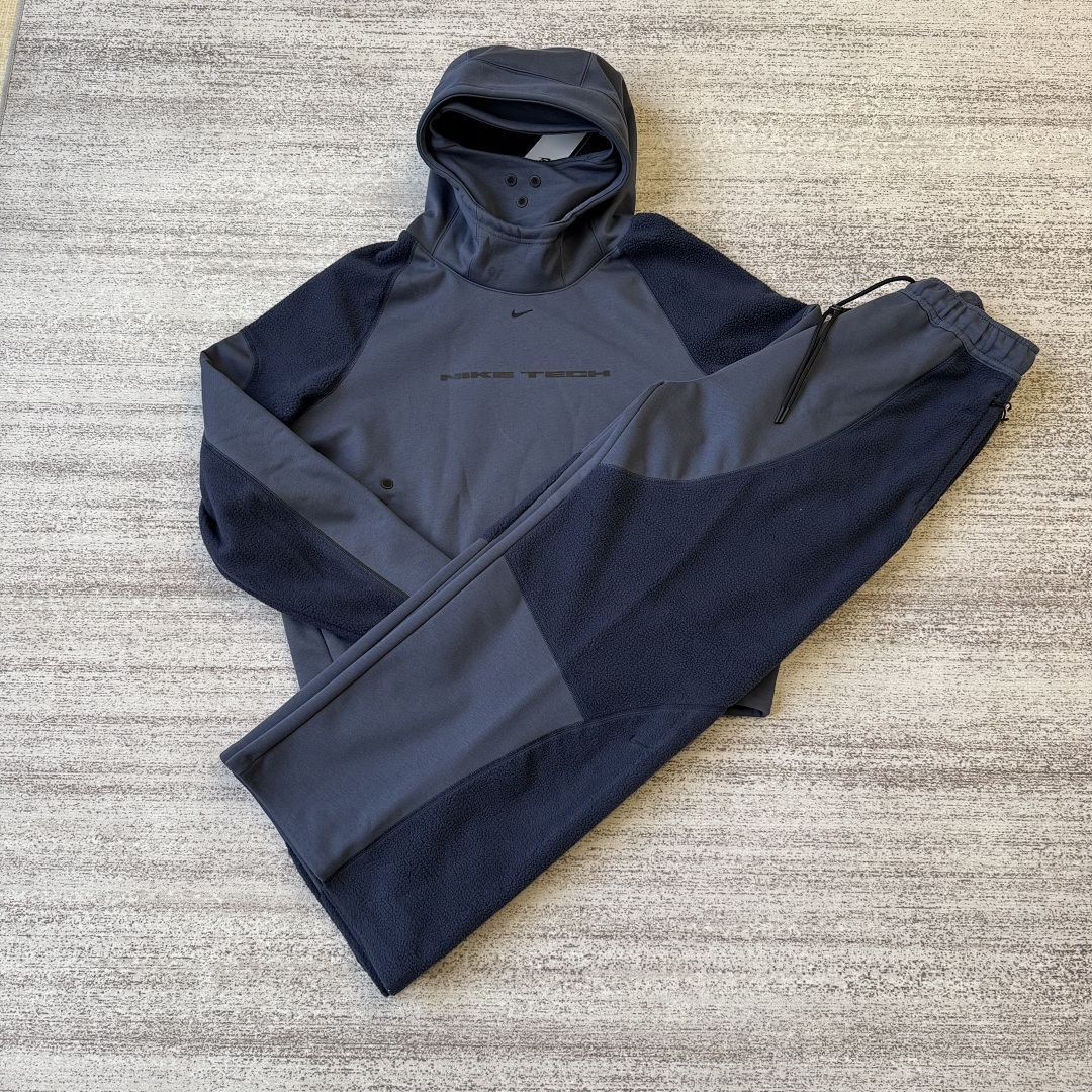 Nike tech boreas tracksuit（Navy color）