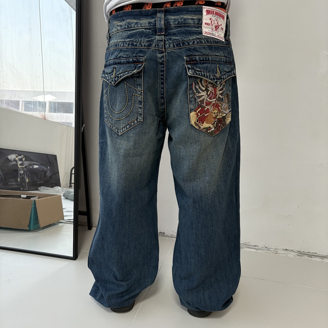 True vintage jeans