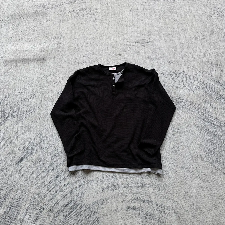 Fyredwrld Layered Waffle Henley Black