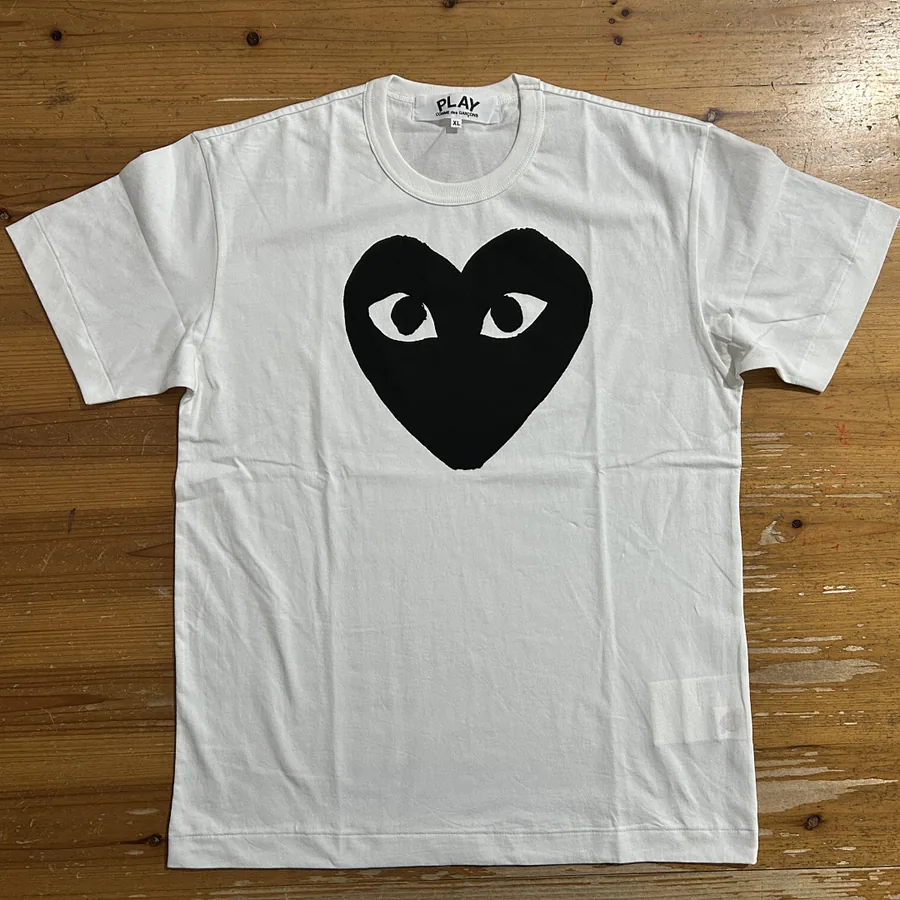 T-070, Printed tshirt, big black heart, P14, https://item.taobao.com/item.htm?ft=t&id=1005253879139