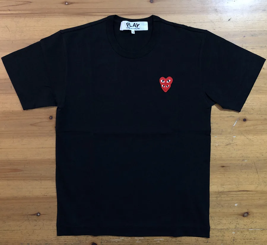 Double red hearts tshirt, P14, https://item.taobao.com/item.htm?ft=t&id=1005235551562