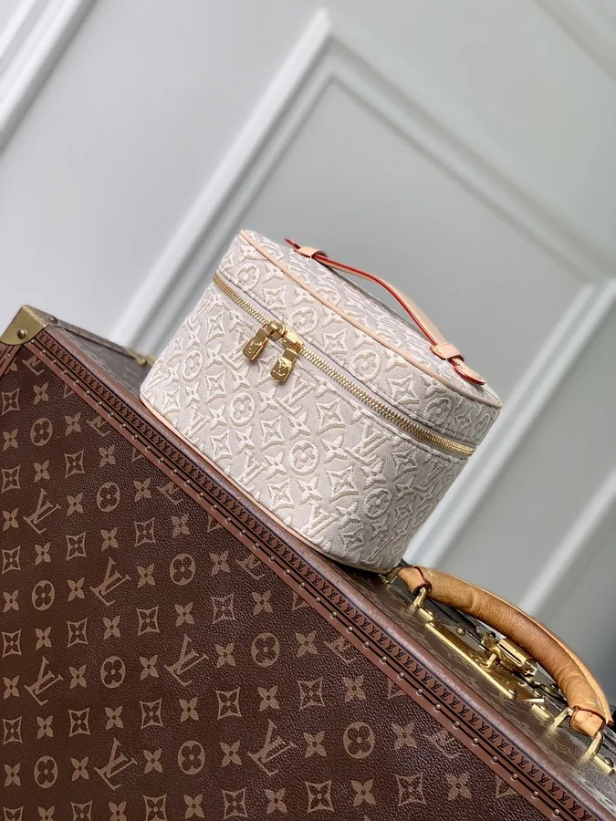 LV Nice Nano Vanity Case