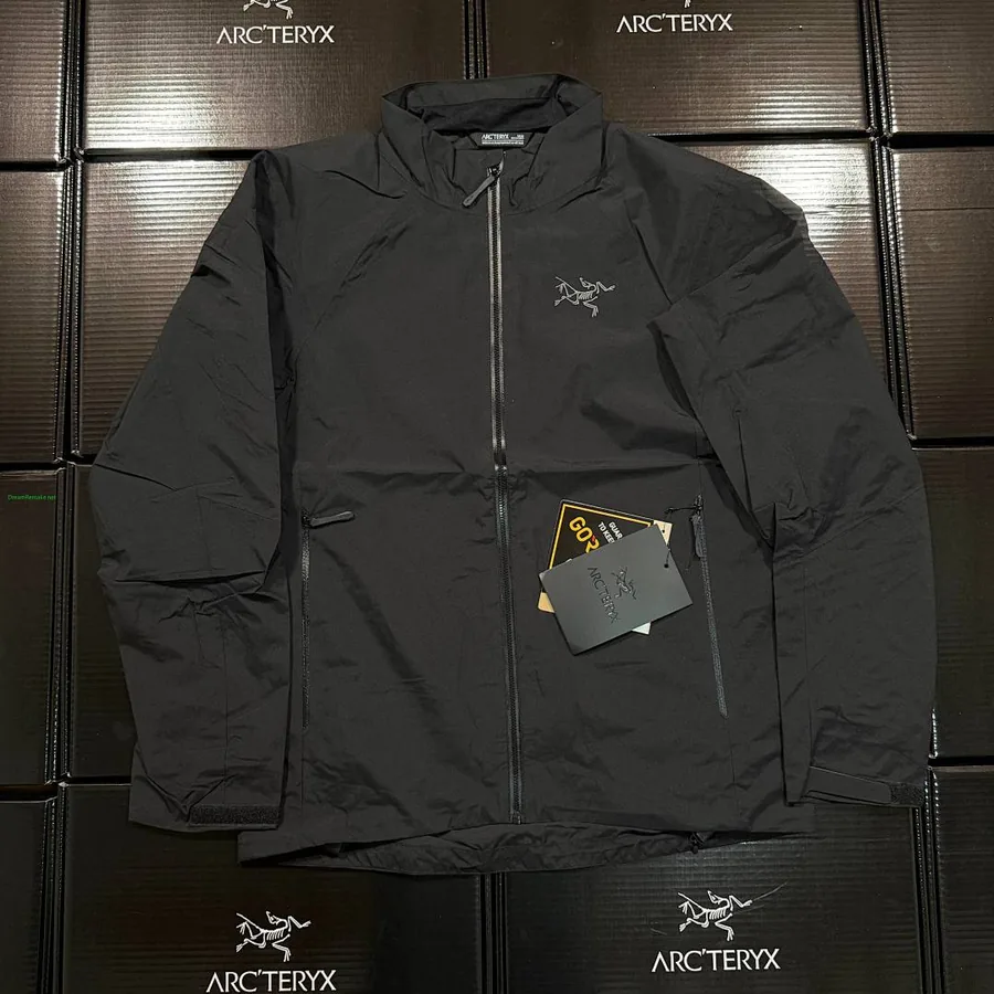 Kadin Jacket