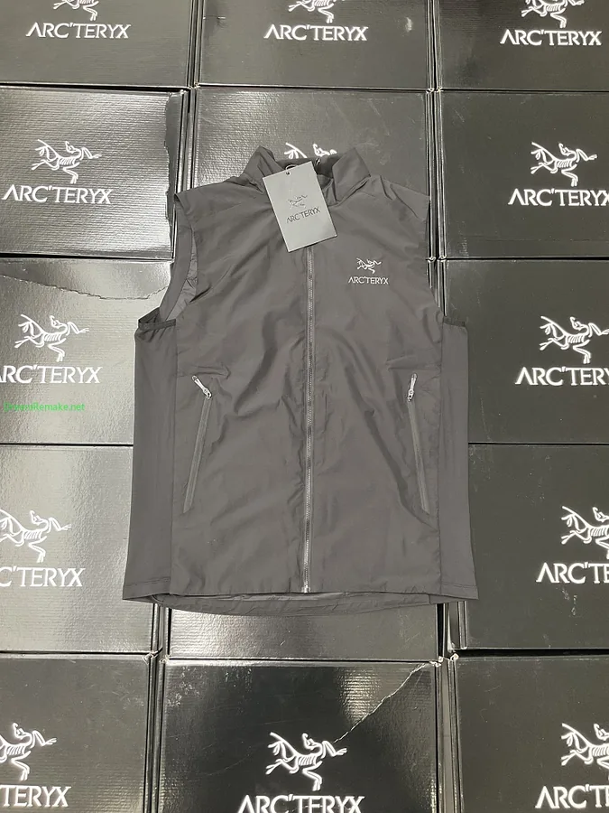 Atom Vest