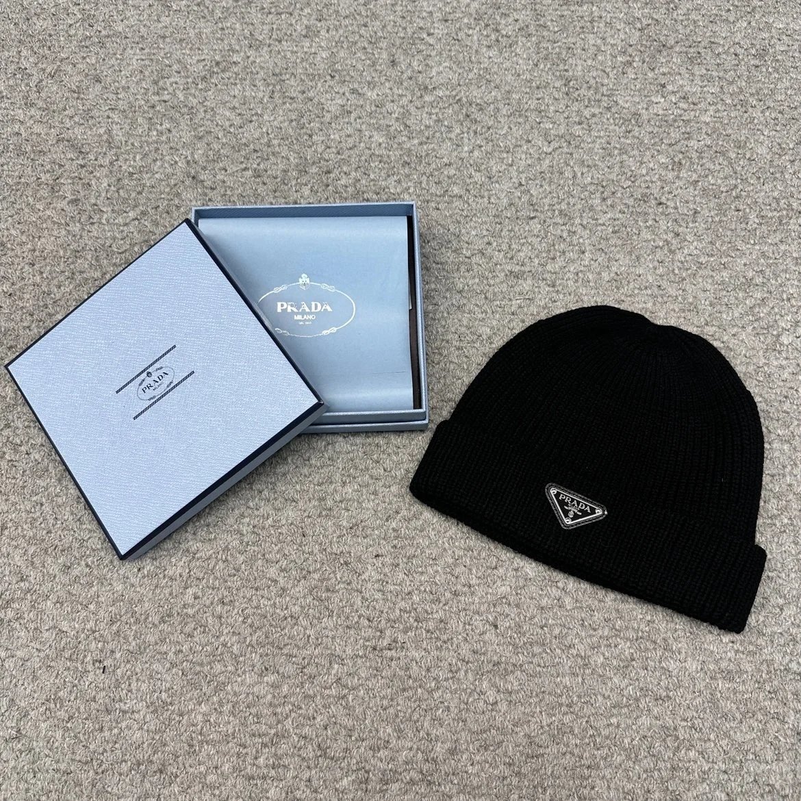 P Winter Hat -p30159