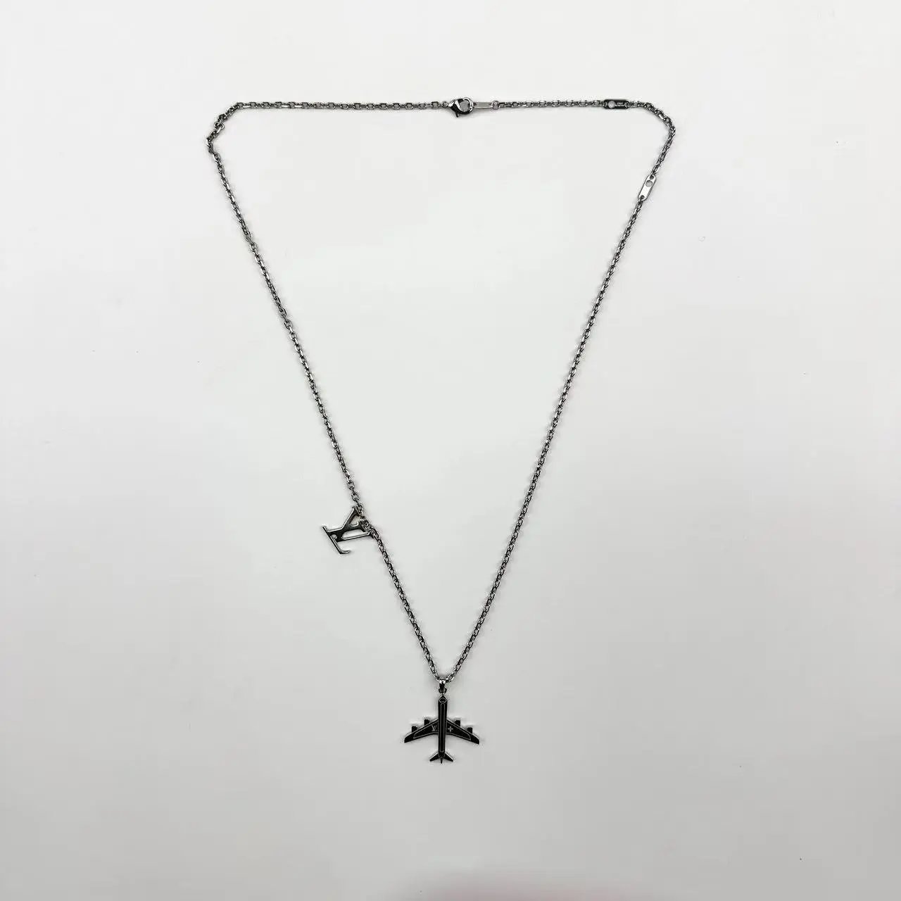 L Plane necklace