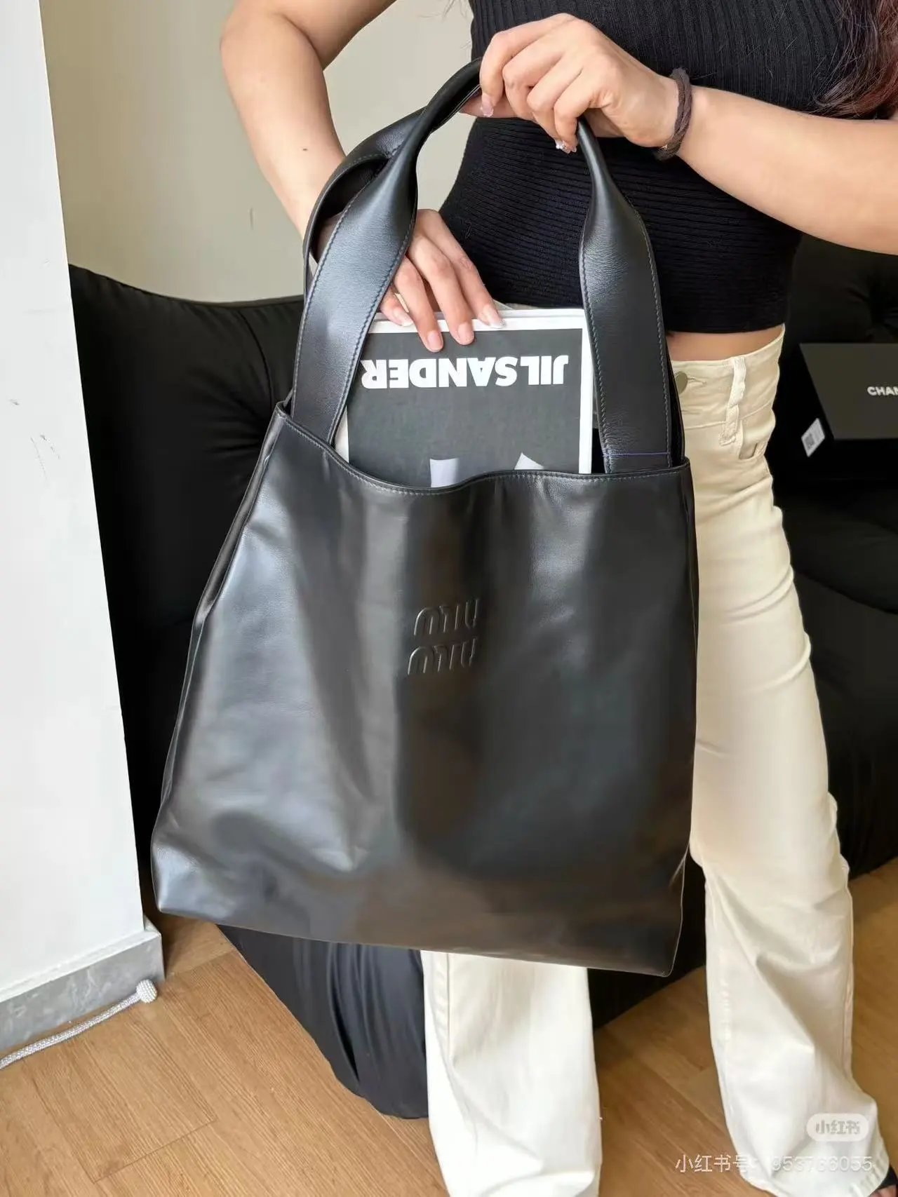 miu so black leather big tote bag