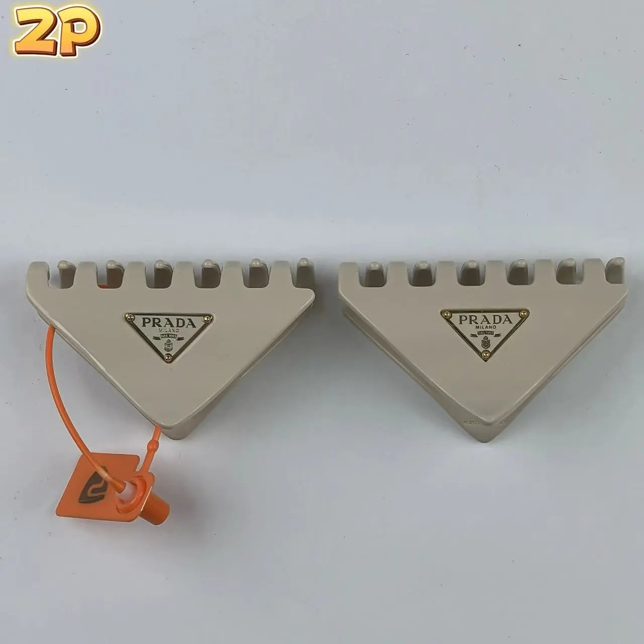P Triangle-shaped shark hair clip -p111301